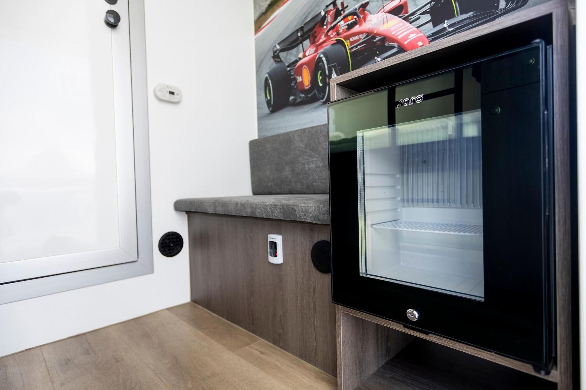 Racingtours Racecamp - Spielberg Hotel Spielberg Bei Knittelfeld Phòng bức ảnh