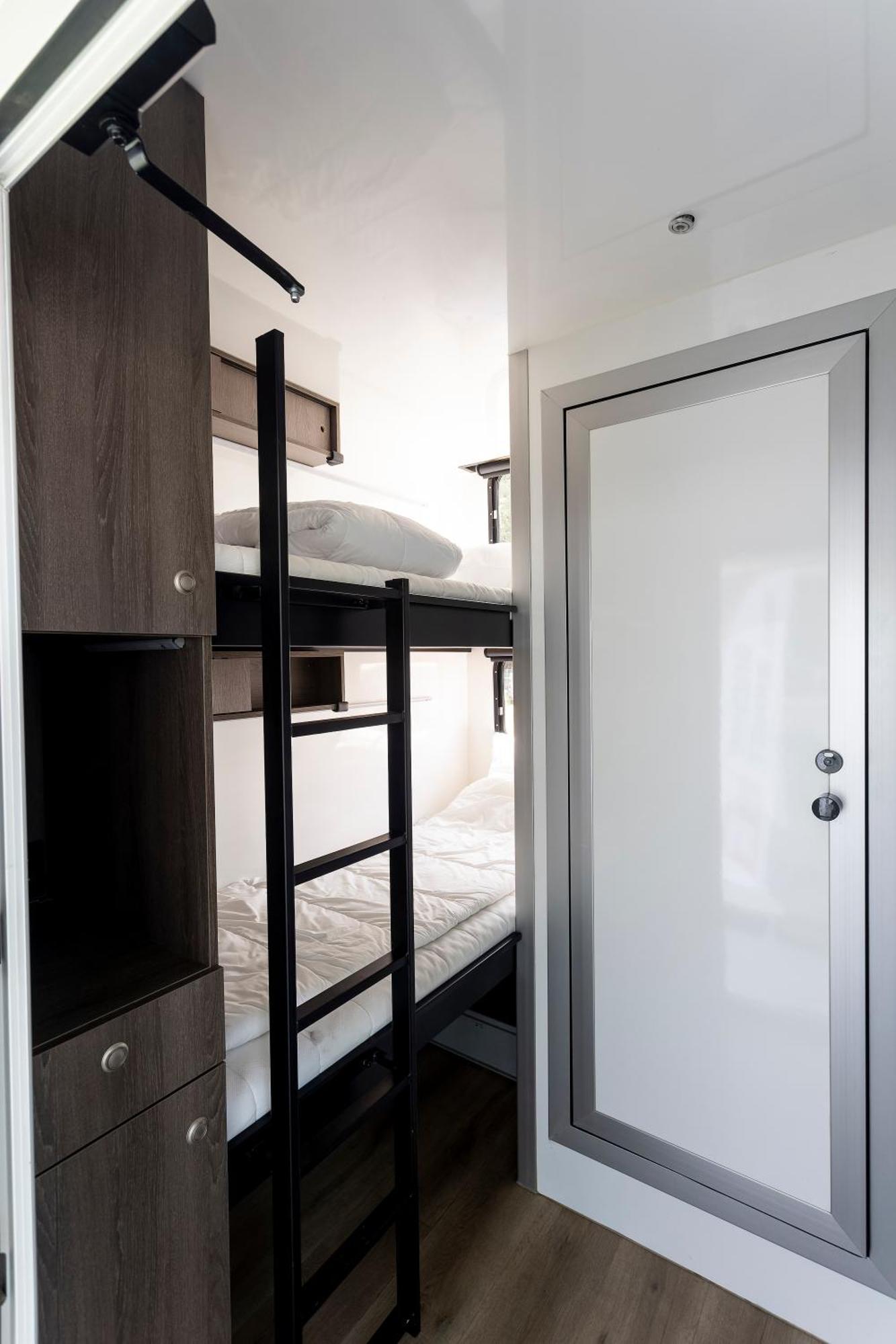 Racingtours Racecamp - Spielberg Hotel Spielberg Bei Knittelfeld Phòng bức ảnh